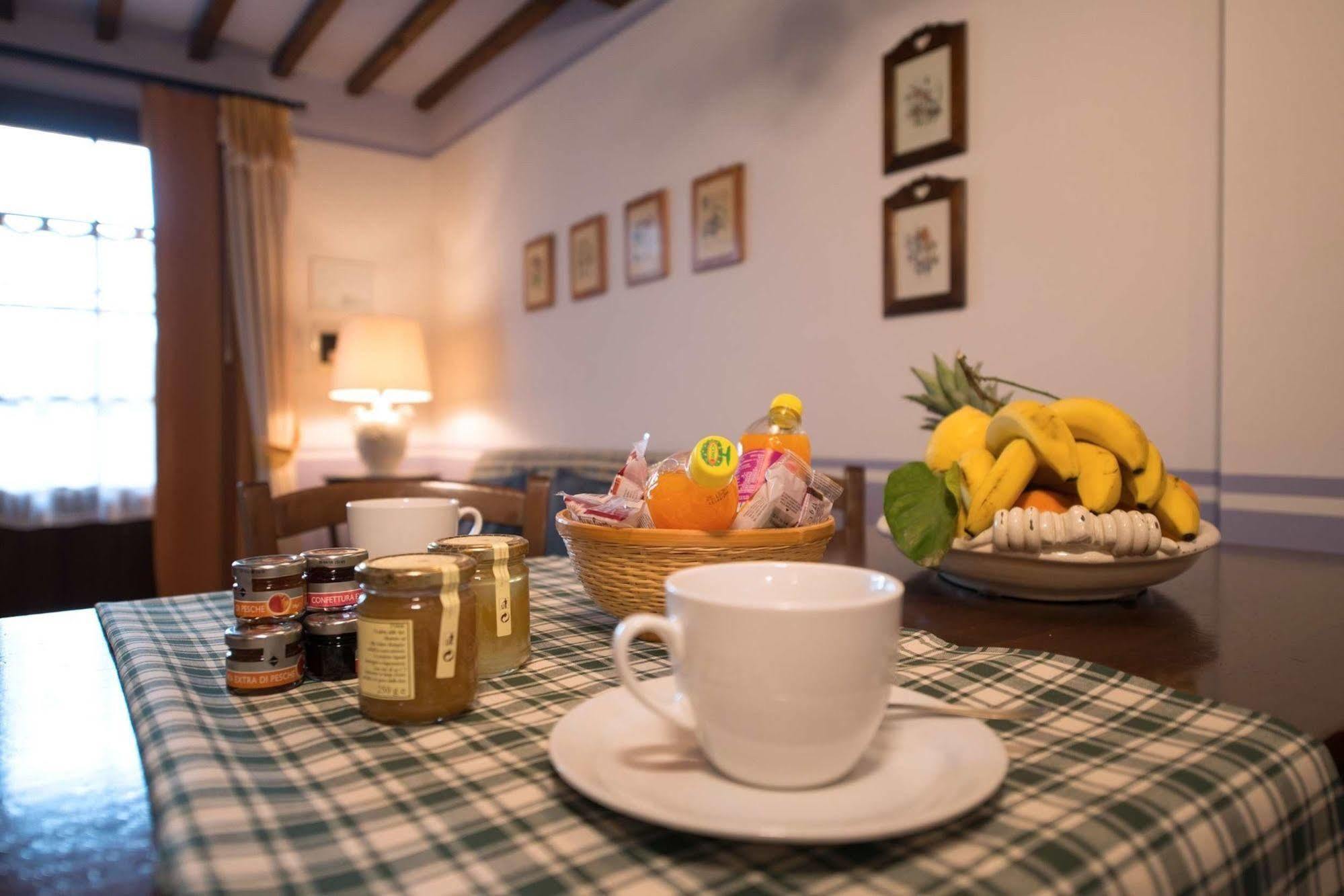 Casa Lari Appartement San Gimignano Buitenkant foto