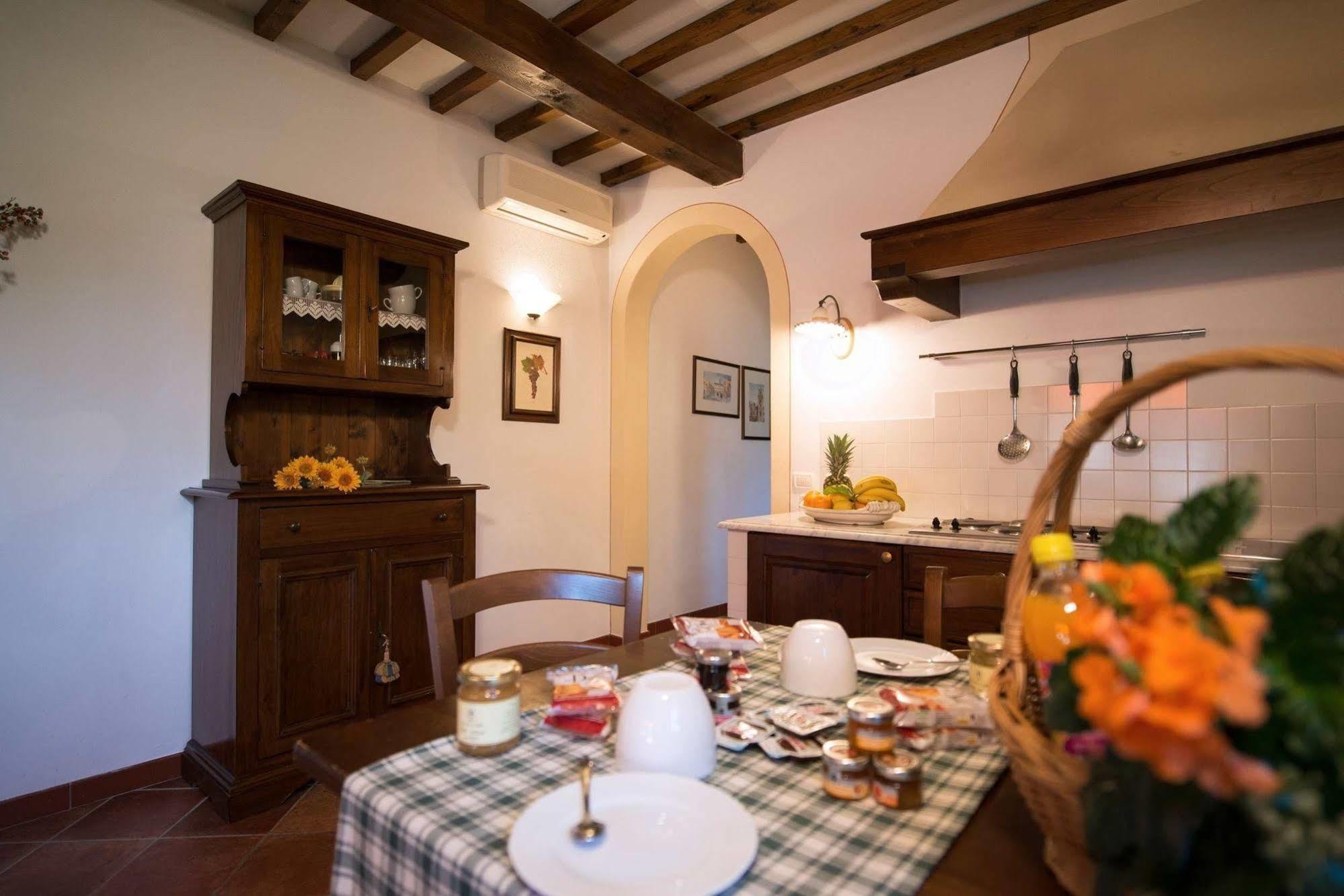 Casa Lari Appartement San Gimignano Buitenkant foto