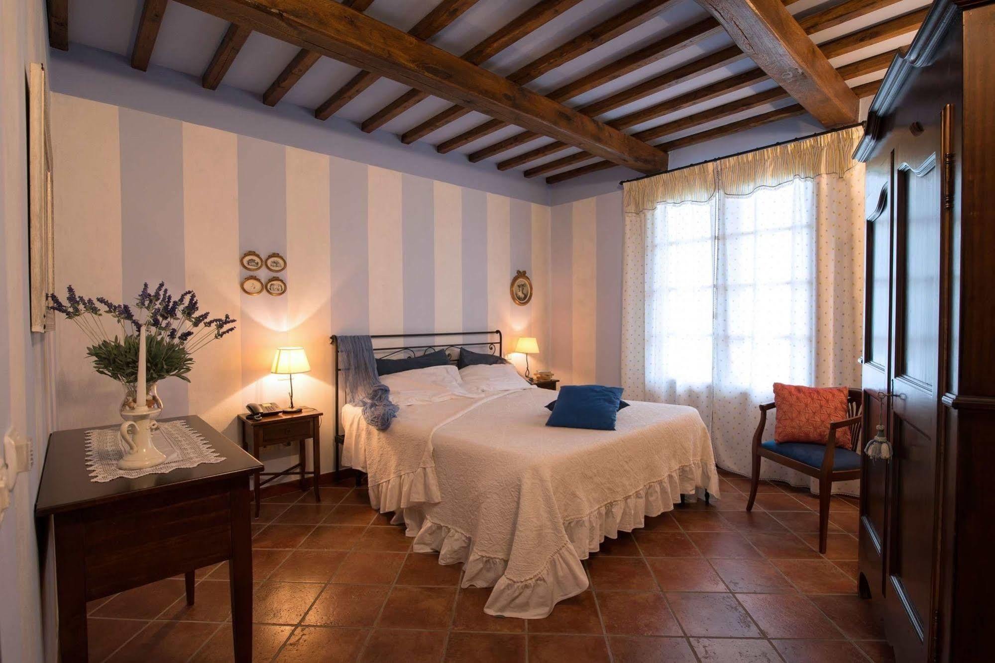 Casa Lari Appartement San Gimignano Buitenkant foto